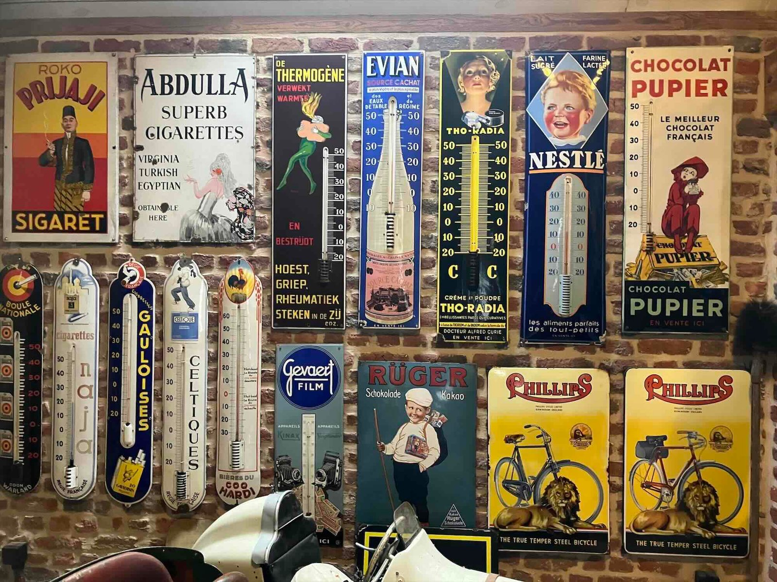 plaques emaillees antiquaire brocantik druivenstreek